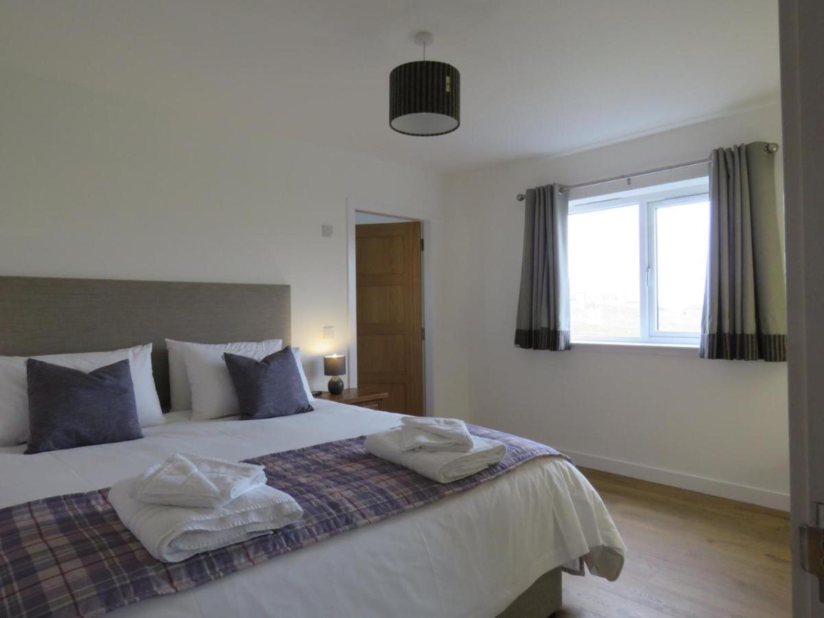 Eastbrae Cottages & Lodges Стромнесс Экстерьер фото